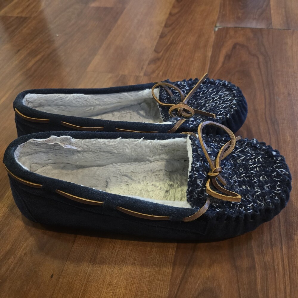 Minnetonka 4010W Women's 'Cally' Slipper Navy Blue Suede Faux Fur Lined Size 10M